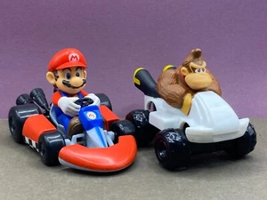 2 Nintendo Super Mario Bros Mario Go Kart Cake Toppers Bakery Plastik Autos - lesen - Bild 1 von 9