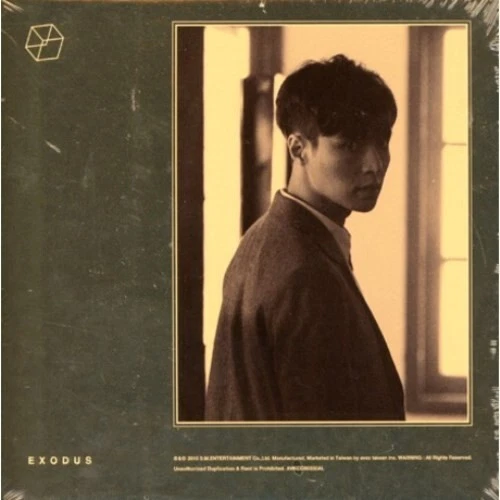 EXO Vol. 2 Exodus LAY VERSION 2016 TAIWAN CD & CARD KOREAN SEALED - Image 1 of 1