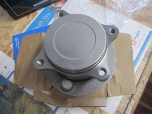 Cojinete de cubo de rueda trasera de 1 pieza para montaje Chevrolet Chevy Cruze 2016-2019 - Imagen 1 de 5