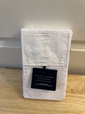 NIP Ralph Lauren Bethany Jacquard Beige King Pillowcases - Image 1 of 4