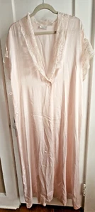 VTG Olga Pale Pink Lace Trim cap sleeves one button nightgown Sz L USA made - Picture 1 of 9