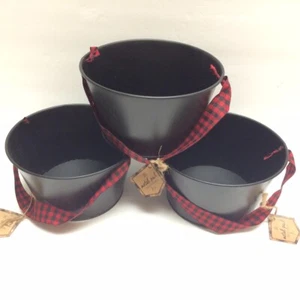Set/3 Secchielli in Metallo Nero con Nastro a Scacchi Rosso Cesto Regalo Natale Vacanze - Foto 1 di 7