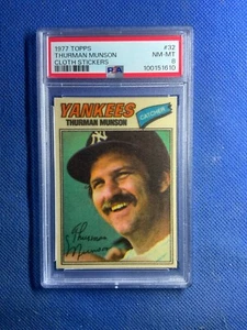 1977 Topps Cloth Stickers #32 Thurman Munson - PSA 8 - NM-MT - Picture 1 of 2