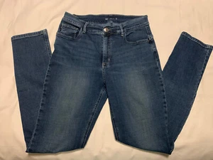 Lee Women's medium Easy Fit Dark Wash Mid Rise Denim Blue Jeans 28x28 - Picture 1 of 10