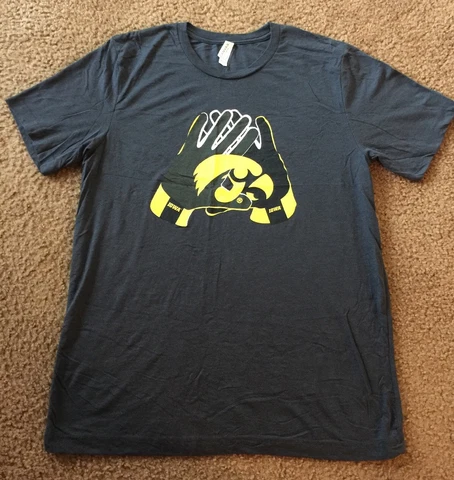 IOWA HAWKEYES Gloves Crossed  Canvas Brand SS Tee T-Shirt Dark Gray Men's Large Cover