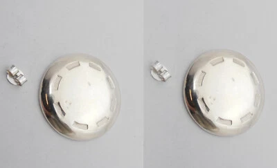 Orecchini Rotondi a Lobo in Argento 925 con Perno e Farfallina - Immagine 1 di 2