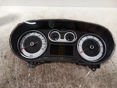 500 OE 2014 velocímetro calibre clúster 128 k millas Fiat Foto 1 de 4