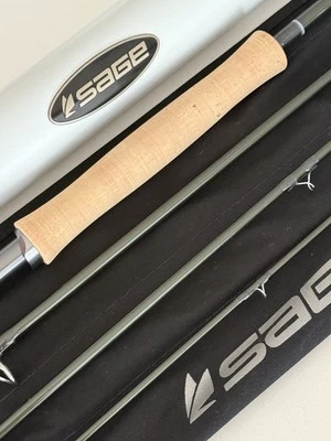 **LINDO** 🔥 SAGE R8 Core 9wt.  FlyRod 9 pés ~ 4 peças! 🔥~ESTADO PERFEITO~🔥 #7 - Imagem 1 de 4