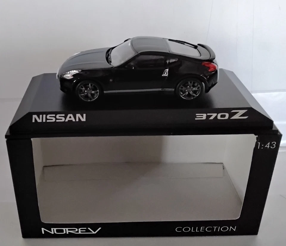 Nissan 370Z GT Edition Black 2011 Norev Ref 420137 - Photo 1/1