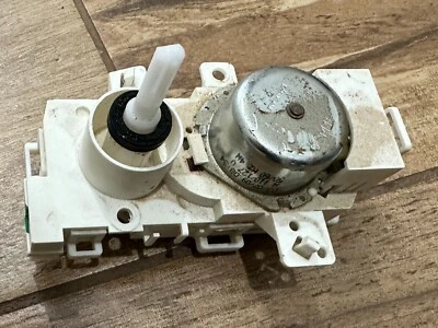 Motor desviador lavavajillas Kenmore Whirlpool W10208691 W10155344 Foto 1 de 3