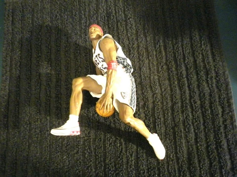 NBA McFarlane TOYS VINCE CARTER #15 NEW JERSEY NETS FIGURE 7 1/2 INCHES TALL Cover