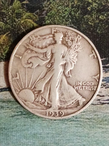 (1) Liberty Walking Half Dollar  1939 S ( NICE DEATAILS) Cover