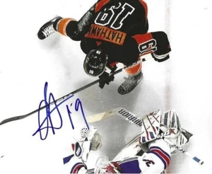 Signed 8x10 GARNET HATHAWAY  Philadelphia Flyers Autographed Photo - COA - Picture 1 of 1