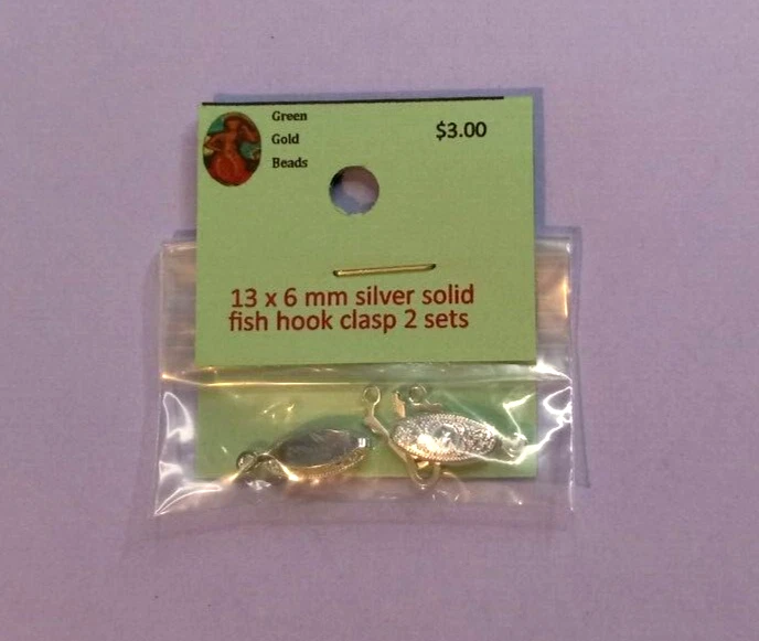 13 x 6 mm silver solid fish hook clasp 2 sets little star on top - Image 1 of 3
