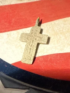 Gegraben Bürgerkrieg oder früher 💥 🇺🇸 💣 Messing Kreuz Kruzifix Anhänger - Bild 1 von 7
