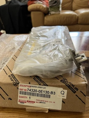 2019-2022 Lexus RX350-450H Driver Side Sun Visor OEM Moonstone Gray - Image 1 of 4