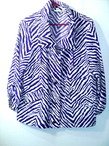 Chicos Zenergy Size 1 Purple Zebra Striped Snap Up Jacket - Picture 1 of 4