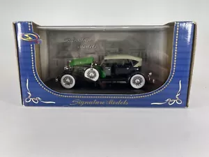 1934 Duesenberg 1:32 Scale Diecast by Signature Models - Black/Green 32309 - Picture 1 of 9