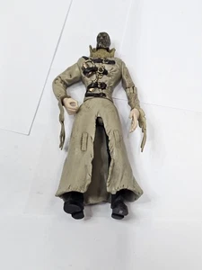 DC Comics Batman Dark Knight Scarecrow 5" Actionfigur 2005  - Bild 1 von 4