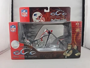 Nuevo en paquete 2005 ERTL COLECCIONABLES NFL New England Patriots Orange County Choppers - Imagen 1 de 9