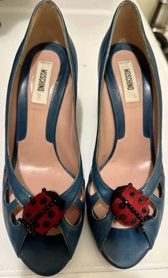 Zapatos de salón Moschino vintage verde azulado para mujer talla 7 Foto 1 de 4