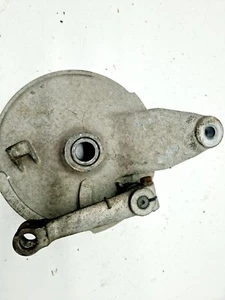 CAGIVA SXT ALETTA 250 SUPPORTO MOZZO GANASCE RUOTA POSTERIORE - Foto 1 di 6
