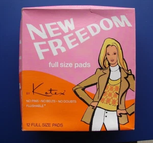 1973 Kotex New Freedom Beltless Full Size Pads Sealed Boxes Of 12 - RARE BOX ! - Picture 1 of 12
