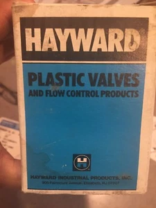 Hayward Plastic Valve 1/4 PVC Ball Valve - Picture 1 of 5