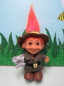 ALREDEDOR DEL MUNDO AUSTRALIA - Muñeca Russ Troll 5" - Excelente - Imagen 1 de 7