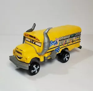 DISNEY CARS 3 MISS FRITTER CRAZY 8 CRASHERS DEMO DERBY PLAYSET SCHOOL BUS HTF - Picture 1 of 5
