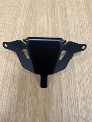 Soporte de cubierta Ducati Monster Plus / SP 2021-2025 parte # 8301L781AA Foto 1 de 4