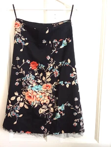 COAST Skirt - Size UK 10 - Black Floral - Great Condition - Picture 1 of 9