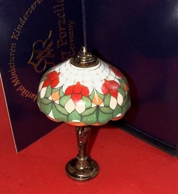 Porcelana Reutter - Lámpara de mesa Tiffany miniatura no eléctrica para casa de muñecas Foto 1 de 4