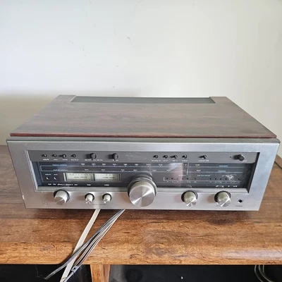 Receptor estéreo vintage Luxman R-1050 AM/FM estado sólido totalmente testado funcionando - Imagem 1 de 4