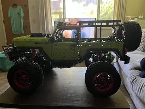 1:6 Scale Building Blocks Jeep - Picture 1 of 4