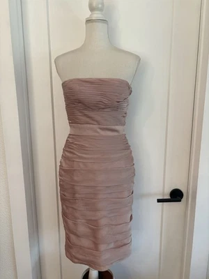 Women’s Monique Lhuillier Bridesmaids Blush Pink Strapless Dress Size 4 - Image 1 of 4