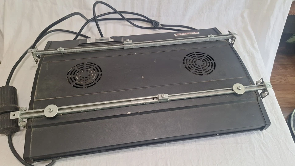 Marineland 32980 Marineland Sophisticated 24-Hour High End Lighting System USED - Image 1 of 4