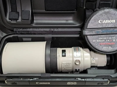 Canon EF 600mm F/4 L IS USM Telephoto Lens -Excellent w/case- Fast Ship Tested - Image 1 of 4
