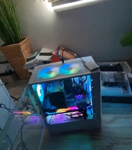 Ultra-High-End PC für Gaming / Workstation - Bild 1 von 15