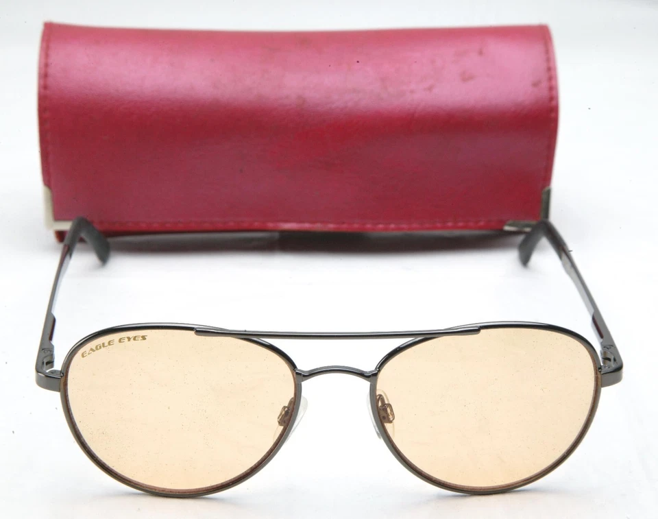 Gafas de sol para conductores unisex Eagle Eyes con lentes en contraste amarillo claro. Limpio. Foto 1 de 3