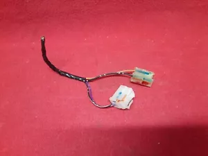 2002 2003 2004 Subaru Legacy Outback Dash Bezel 12V Outlet PIGTAIL CONNECTOR - Picture 1 of 6