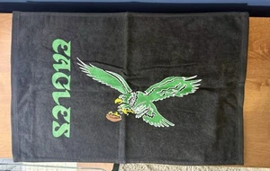 Philadelphia Eagles Retro Kelly Green Logo Towel - Picture 1 of 1