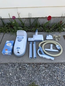 Aspirapolvere Electrolux C134D Lux 9000 con attacchi testato ottime condizioni - Foto 1 di 15