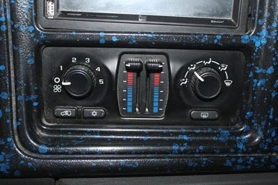 2004 GMC Sierra 250 Climate Control AC OEM Used 655-01497 263K Miles - Image 1 of 4