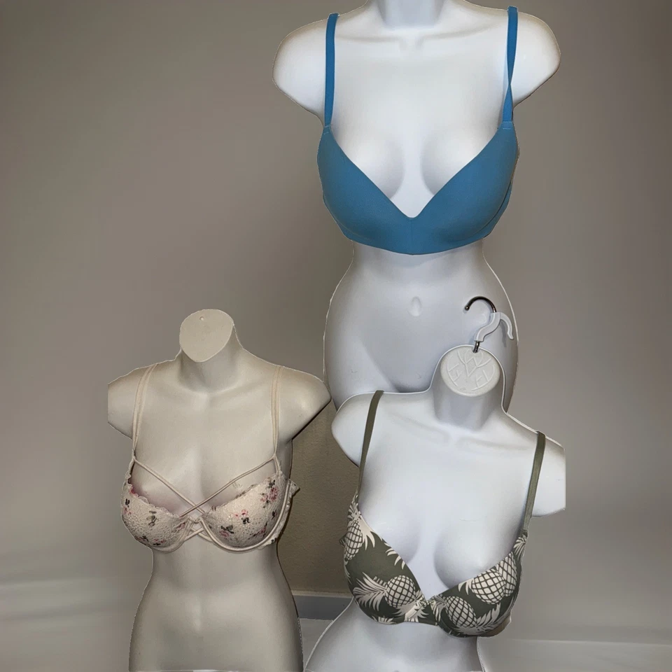 ALot of 36C Victoria’s Secret PINK Date/Wear Everywhere/ Push-Up Bras - Image 1 of 4