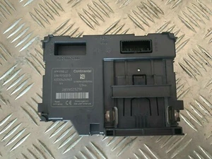 Lecteur de carte (Neiman) - RENAULT CLIO IV (4) PHASE I - Référence : 285902325R - Imagen 1 de 3
