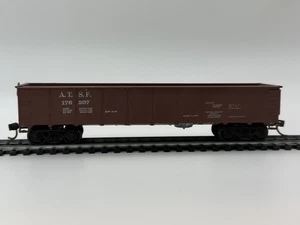 HO Athearn Santa Fe 50' Flatcar ATSF 176207 – Acopladores KD – Ruedas de acero  - Imagen 1 de 4
