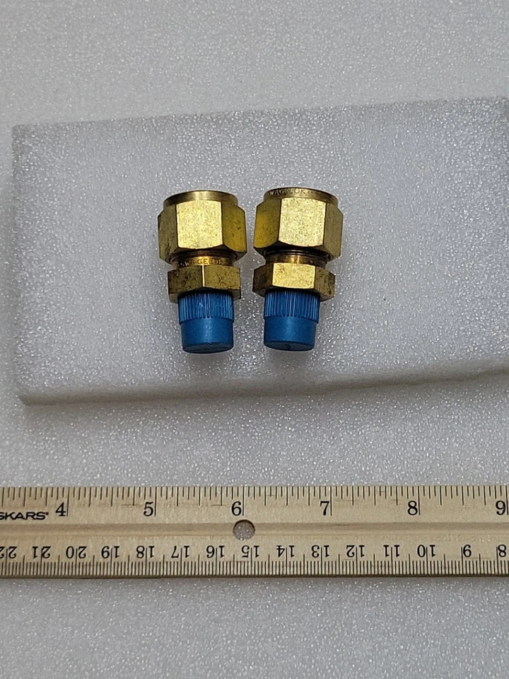 Swagelok Brass 1/2" Tube OD x 1/4" Mnpt Tubing Adapter B-800-1-4 NOS 2 Pack - Image 1 of 1