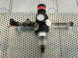 Parker 06E31B13C Air Regulator w/ Wainbee Gauge 0-160PSI - Picture 1 of 10