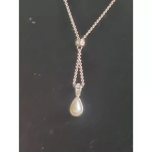 Vtg Avon Silvertone Pearlesque Y necklace Teardrop Faux Pearl crystal accents - Picture 1 of 6